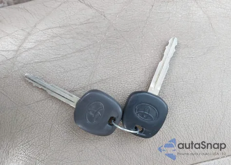 2003 Toyota Highlander V6 from USA, damaged, VIN JTEHF21A930099227